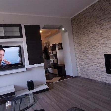 Ultracentral Apartments Bacau Ngoại thất bức ảnh