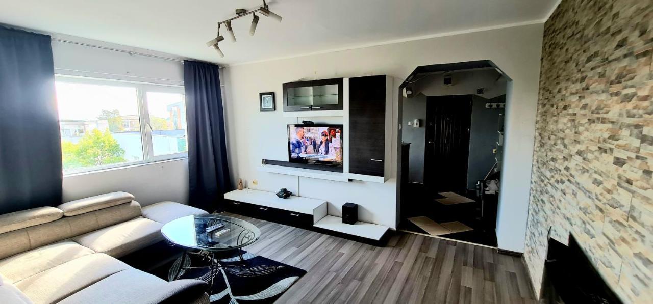 Ultracentral Apartments Bacau Ngoại thất bức ảnh