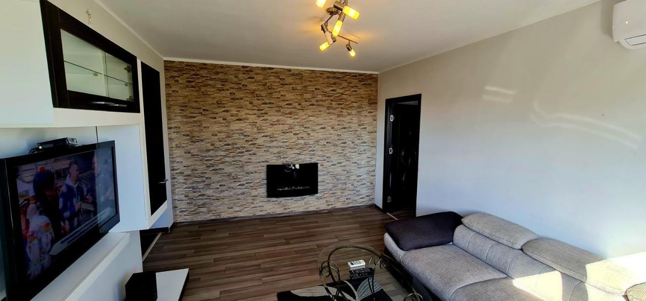 Ultracentral Apartments Bacau Ngoại thất bức ảnh
